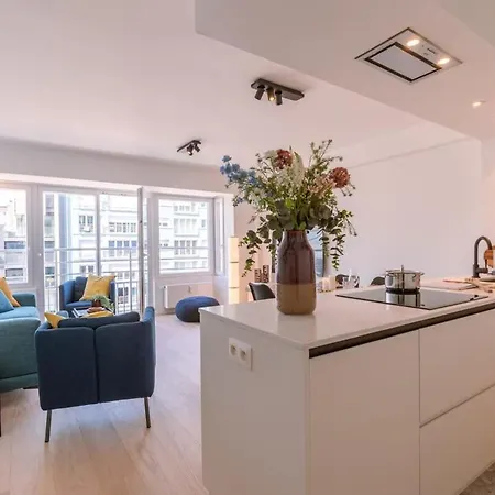 Huswell - Lovely With Lateral Sea View And Parking Ostend