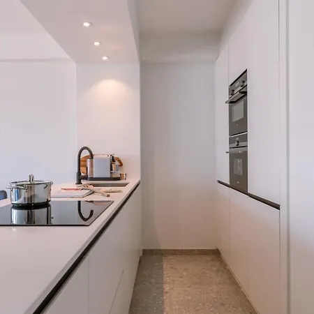 Apartment Huswell - Lovely With Lateral Sea View And Parking Ostende